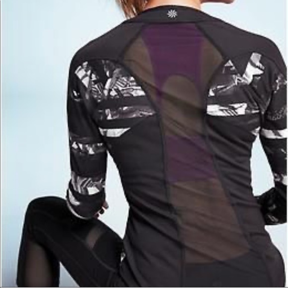 Athleta Full Tilt Zip Up w/Mesh Detail Sz XS